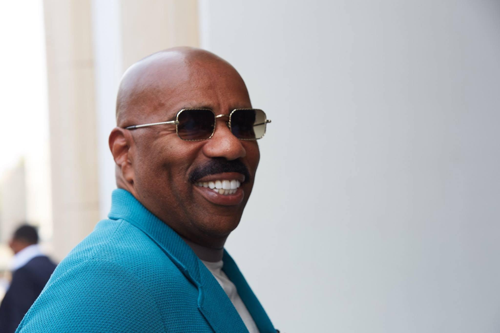 Steve Harvey: Biography, Career, Net Worth & Personal Life